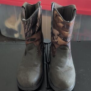 Kids Outdoor Adventure Camouflage Boots